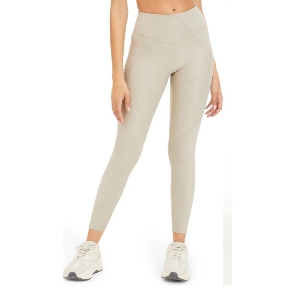 NEW Good American High Waist Angled Rib Leggings Summer Sand $99 Size 1 Small.